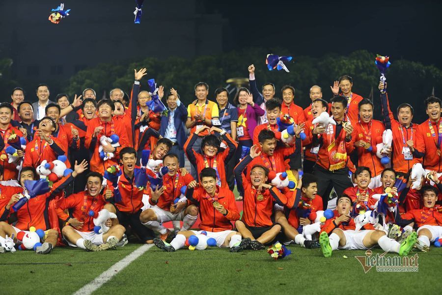 Đội tuyển B&oacute;ng đ&aacute; U22 Việt Nam v&ocirc; địch tại SEA Games 30