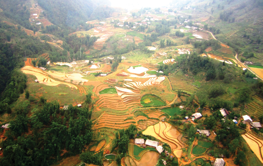 Những bản l&agrave;ng Sa Pa m&ugrave;a n&agrave;o cũng đẹp đến nao l&ograve;ng