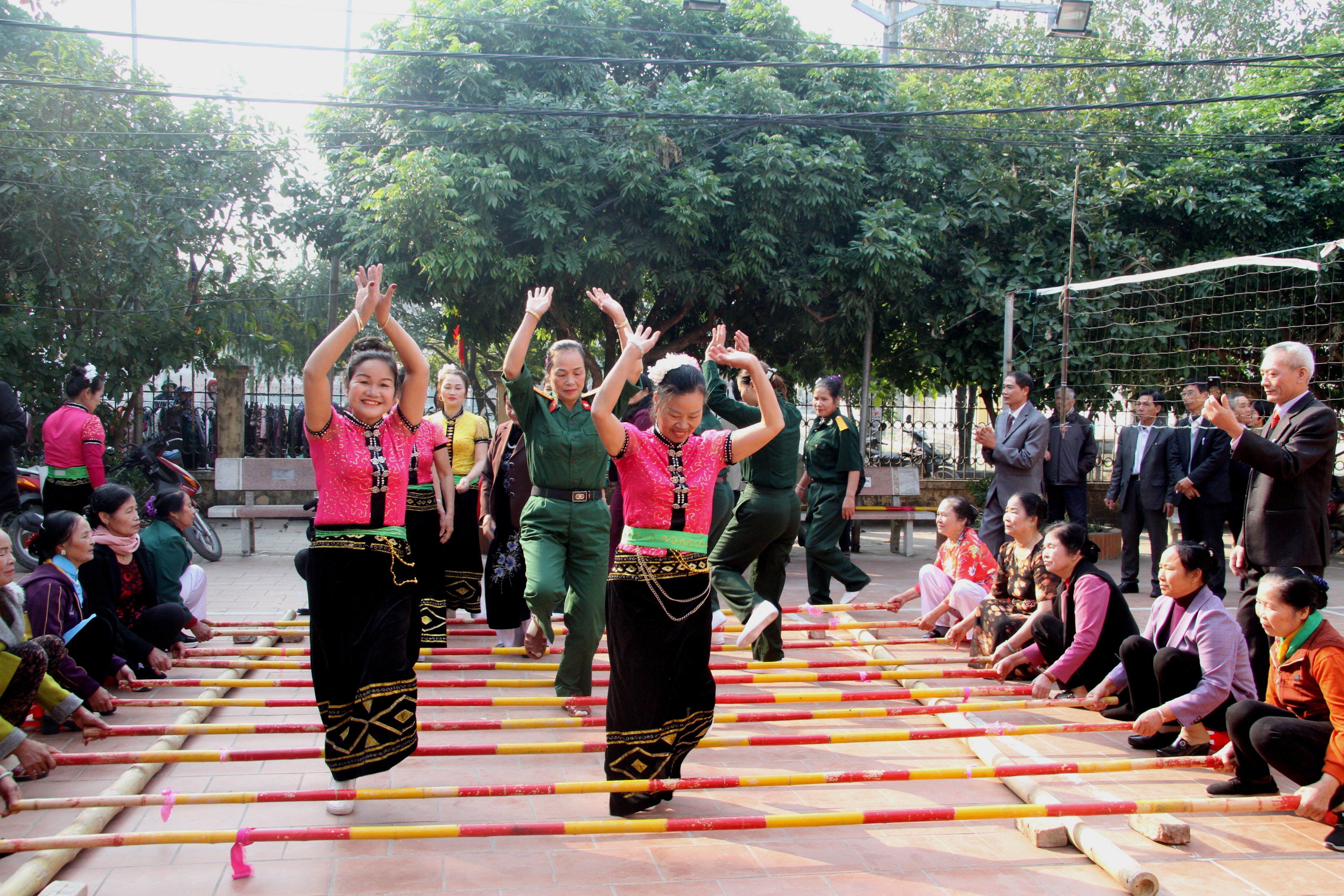 M&uacute;a sạp