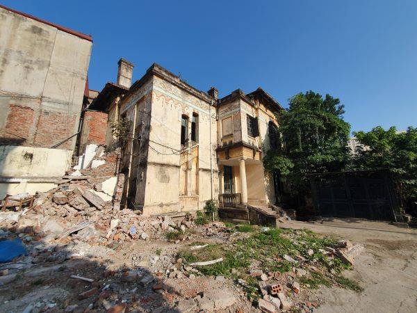 Trạm ph&aacute;t s&oacute;ng Bạch Mai sẽ bị th&aacute;o dỡ để thực hiện dự &aacute;n tr&ecirc;n cao Vĩnh Tuy - Ng&atilde; Tư Sở của UBND TP H&agrave; Nội.