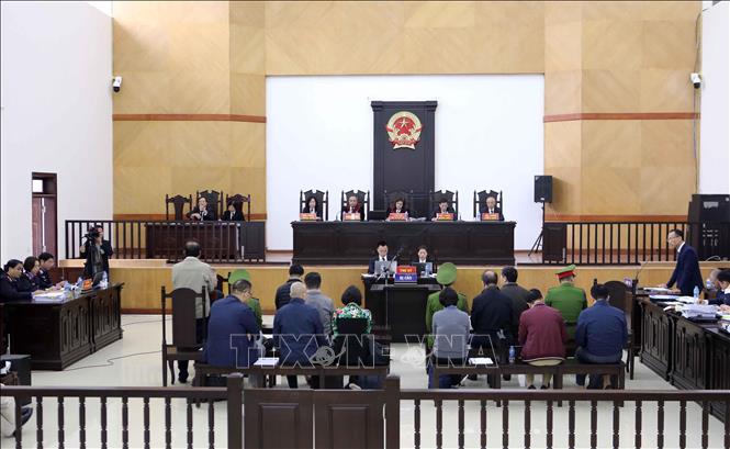 Quang cảnh phi&ecirc;n t&ograve;a s&aacute;ng 18/12. Ảnh: Do&atilde;n Tấn/TTXVN