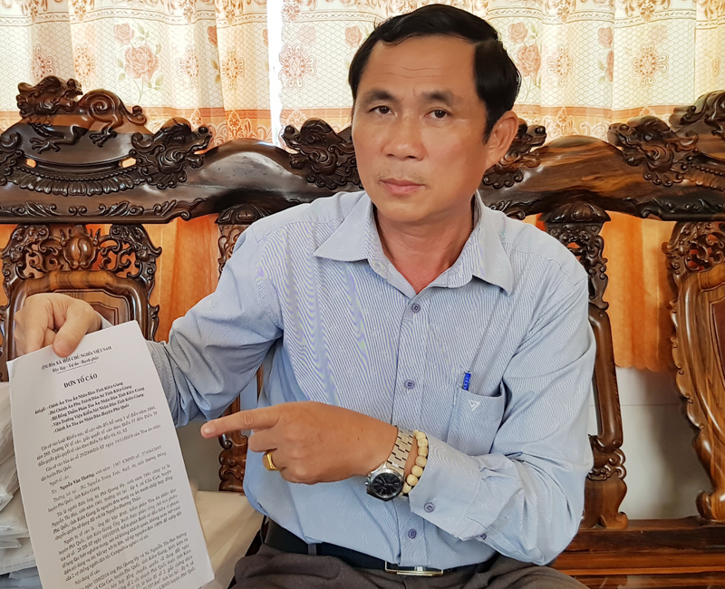 &Ocirc;ng Nguyễn Văn Thương người tố c&aacute;o thẩm ph&aacute;n B&igrave;nh.