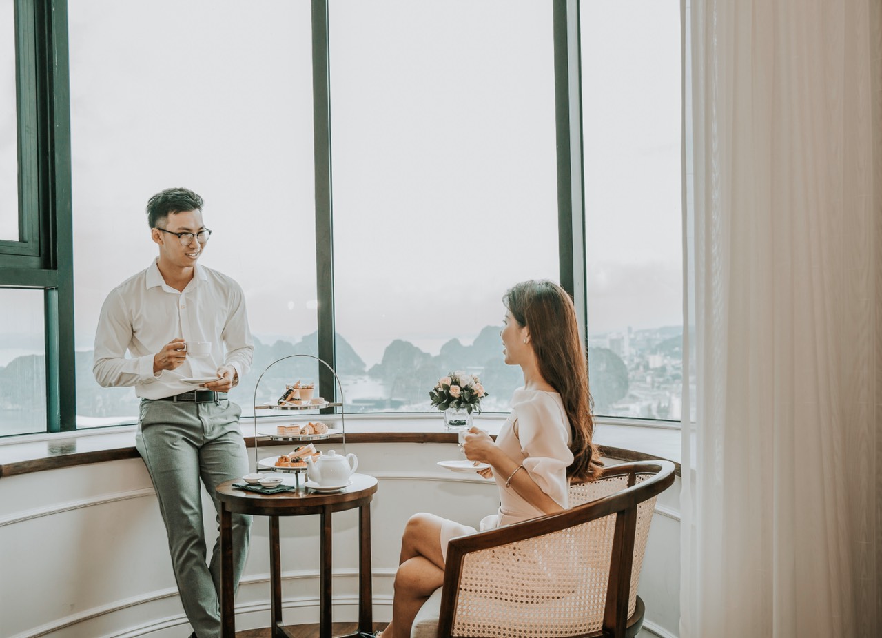 Mùa lễ hội 2019, check – in ô cửa sổ khổng lồ cực ảo tại khách sạn view cao nhất Hạ Long
