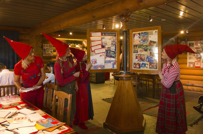 Thư k&yacute; của &Ocirc;ng gi&agrave; Noel l&agrave; những c&ocirc;