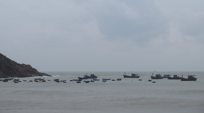 Làng chài mùa biển động