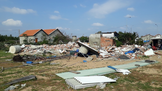 Nh&agrave; vợ chồng &ocirc;ng Vũ, b&agrave; T&acirc;m v&agrave; nh&agrave; b&agrave; V&otilde; Thị H&agrave; mới bị cưỡng chế cuối th&aacute;ng 10/2019