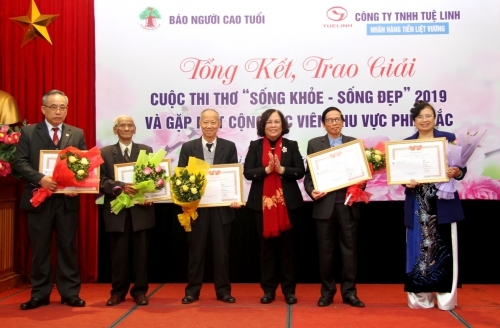 Cuộc thi thơ "Sống vui - Sống khỏe": Góp tiếng nói vui cho đời