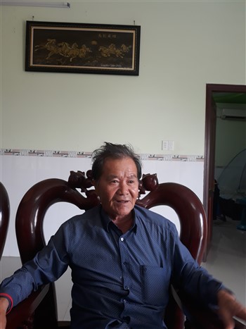 1-&Ocirc;ng Th&aacute;i Văn Tương Nguy&ecirc;n B&iacute; thư đảng Ủy x&atilde; Trung B&igrave;nh trả lời PV tại nh&agrave; ri&ecirc;ng.