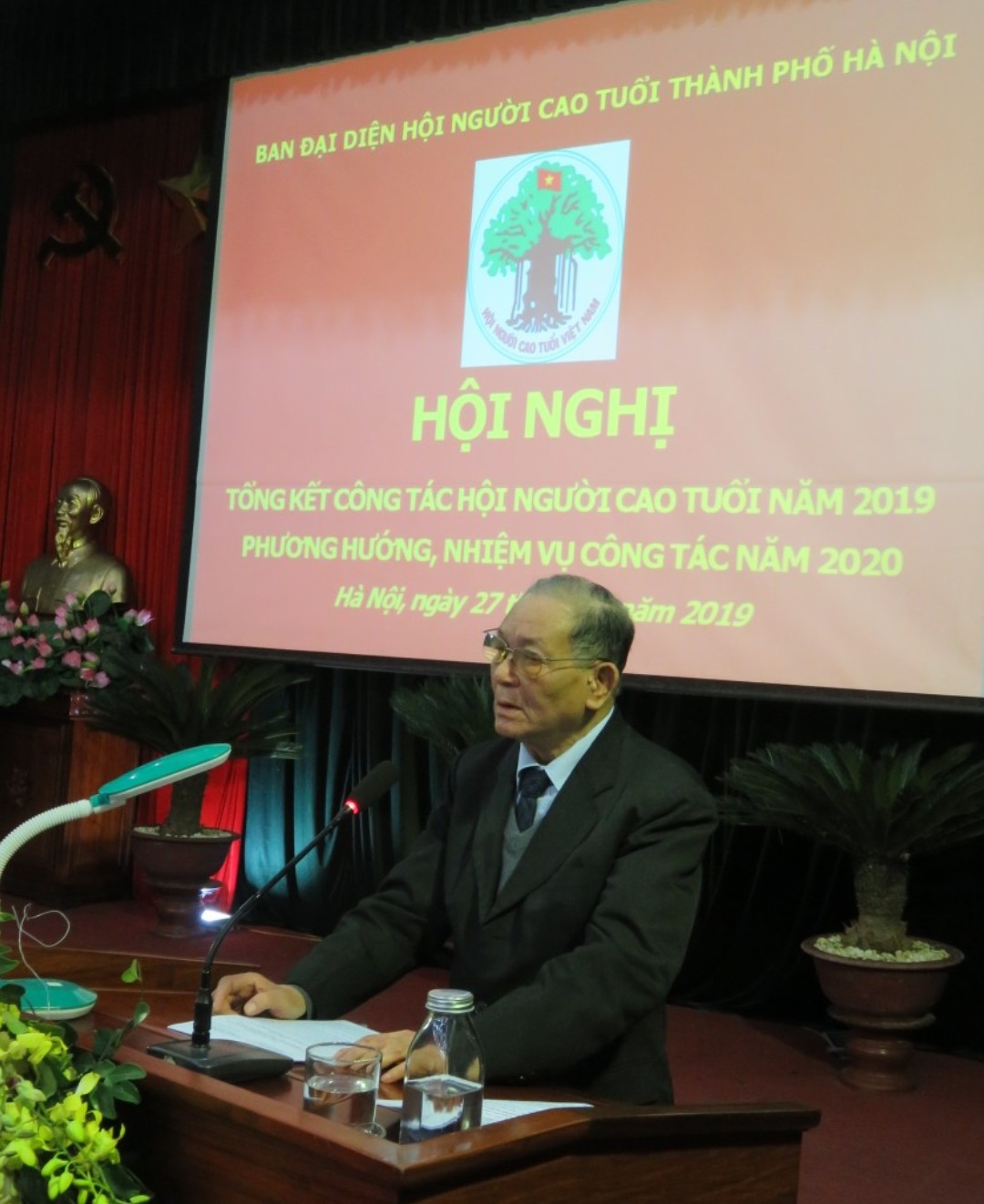 /c Phạm Văn Ngọc &ndash; Ph&oacute; trưởng Ban thường trực BĐD Hội NCT th&agrave;nh phố H&agrave; Nội b&aacute;o c&aacute;o kết quả c&ocirc;ng t&aacute;c Hội NCT th&agrave;nh phố năm 2019