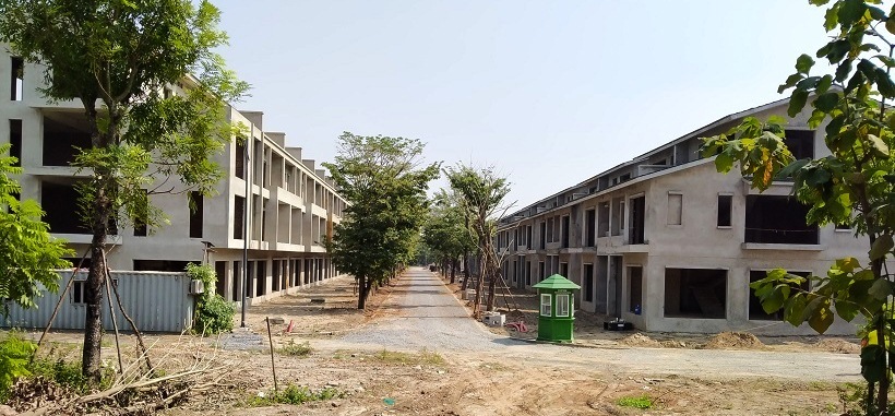 Rất nhiều căn biệt thự đ&atilde; được x&acirc;y th&ocirc; xong