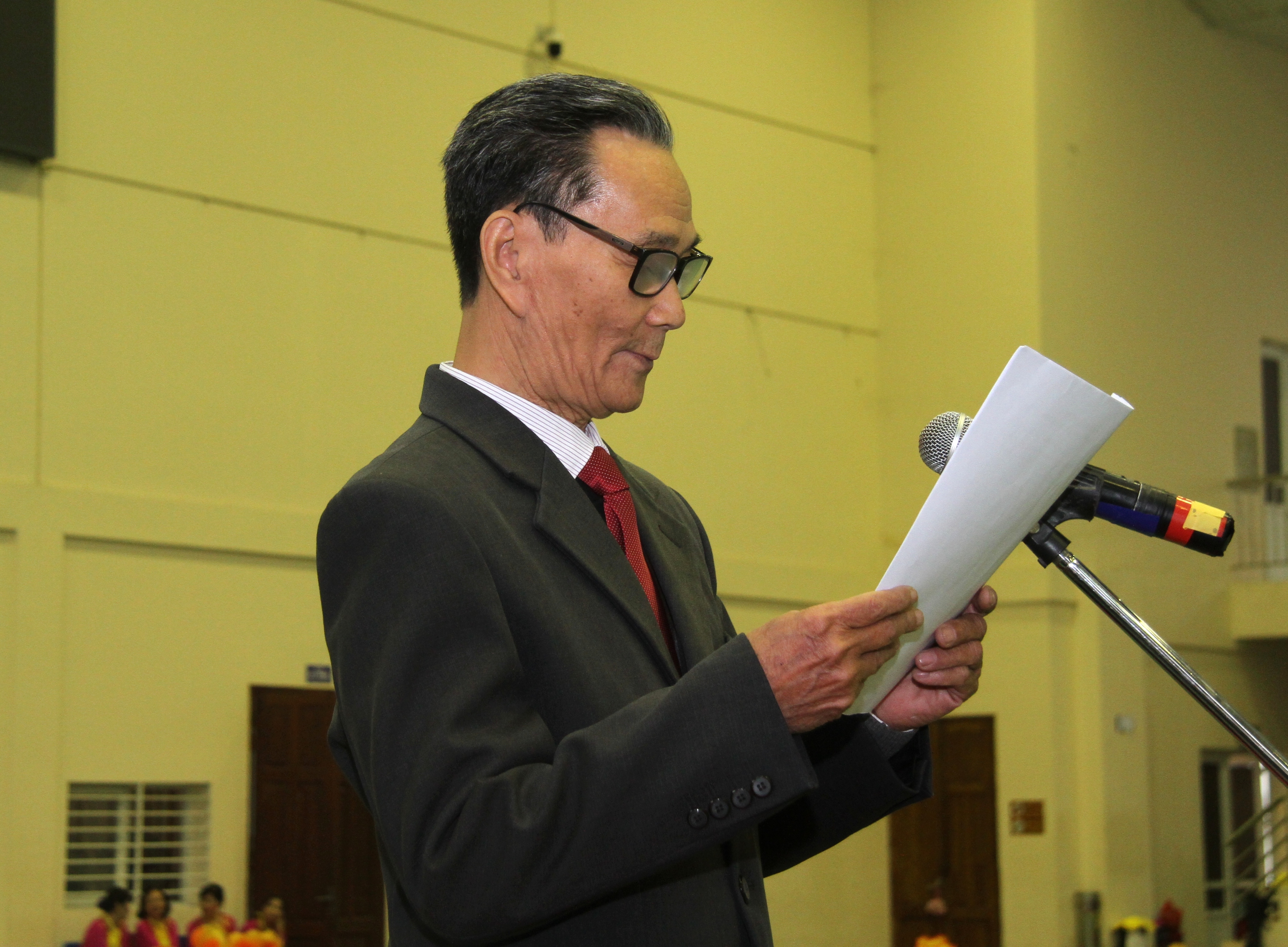 Chủ nhiệm Đo&agrave;n Tuấn Khả b&aacute;o c&aacute;o kết quả hoạt động CLB