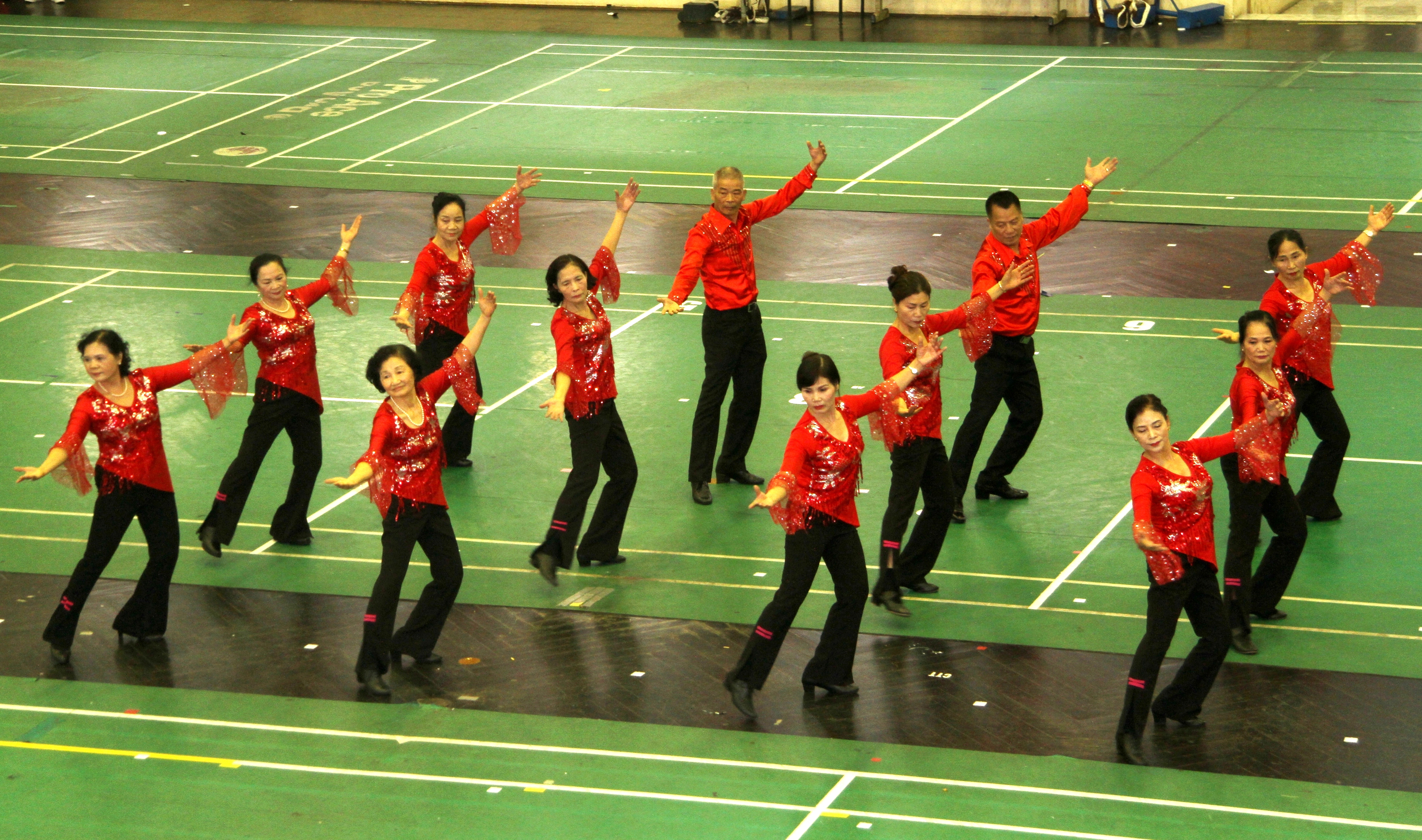 B&agrave;i khi&ecirc;u vũ thể thao