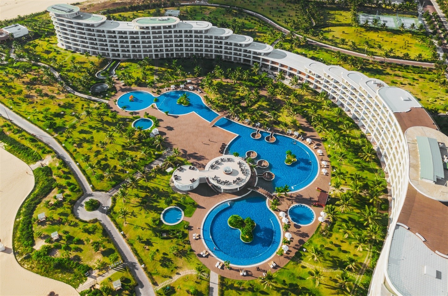 Quần thể du lịch &ndash; nghỉ dưỡng FLC Quy Nhơn l&agrave; nơi được h&agrave;nh kh&aacute;ch ưa chuộng