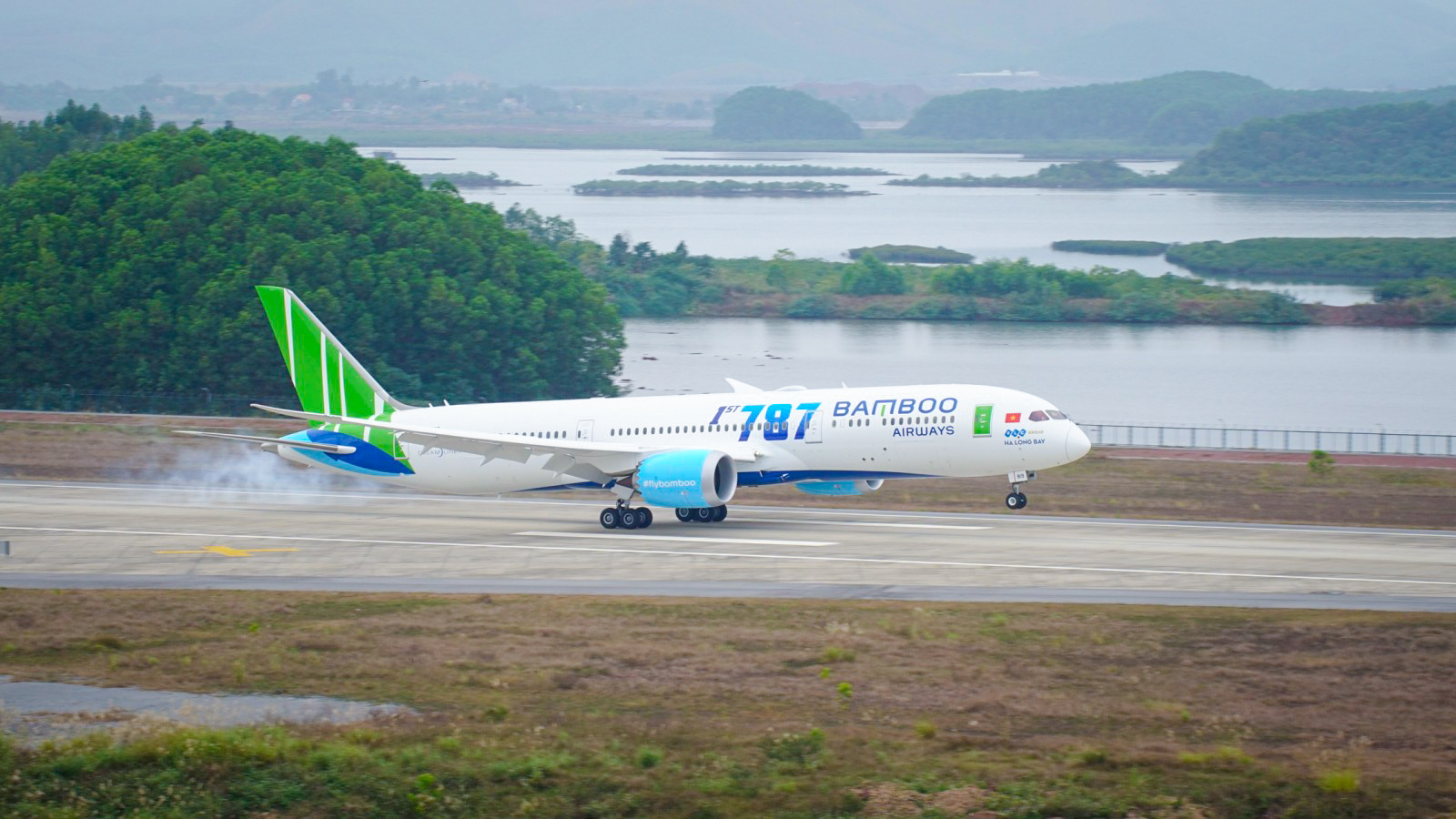 Từ ng&agrave;y 1/1/2019, Bamboo Airways khai th&aacute;c c&aacute;c chặng khứ hồi H&agrave; Nội &ndash; TP. HCM bằng Boeing 787-9 Dreamliner