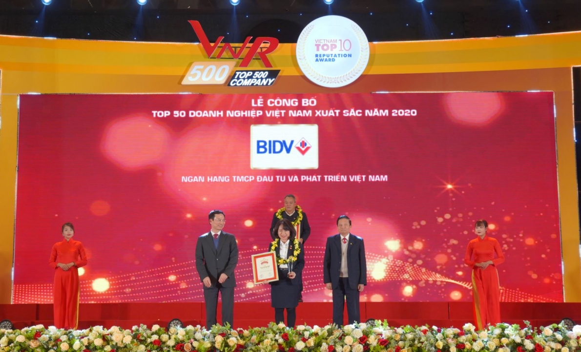 Ngân hàng BIDV  trong buổi lễ vinh danh 