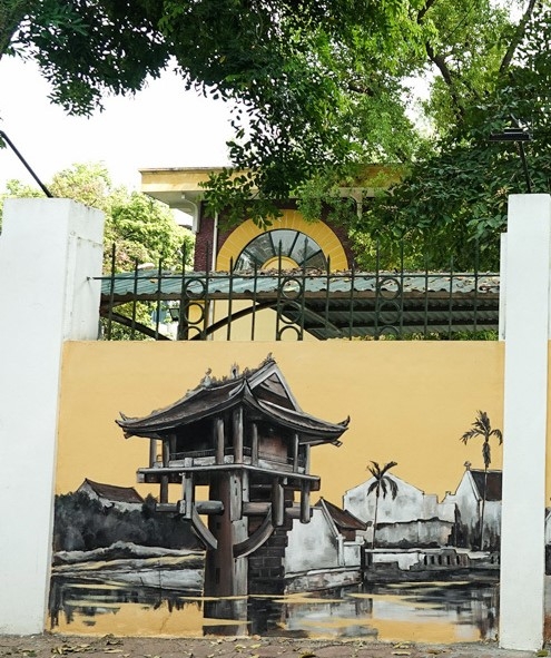 1710 ha noi xua dep la qua tranh bich hoa tren pho phan dinh phung 15