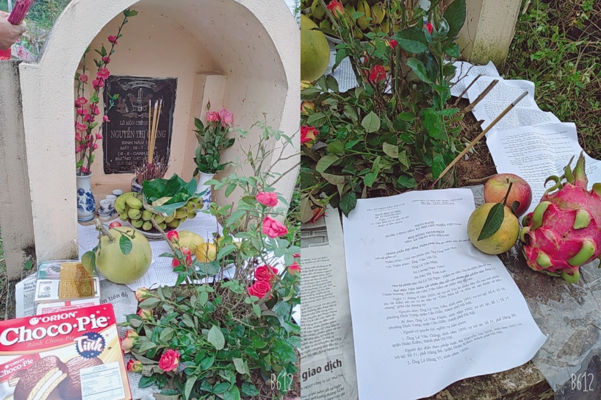 Ảnh 2_ Bà Lê Thị Bích Thủy mang Quyết định tái thẩm số 52/2020/DS-GĐT ra mộ cha, mẹ để thắp hương báo tin cho người đã khuất