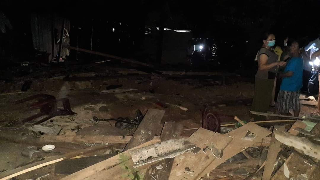 Quảng Bình: Xe tải tông vào nhà dân, 4 người trong một gia đình thương vong