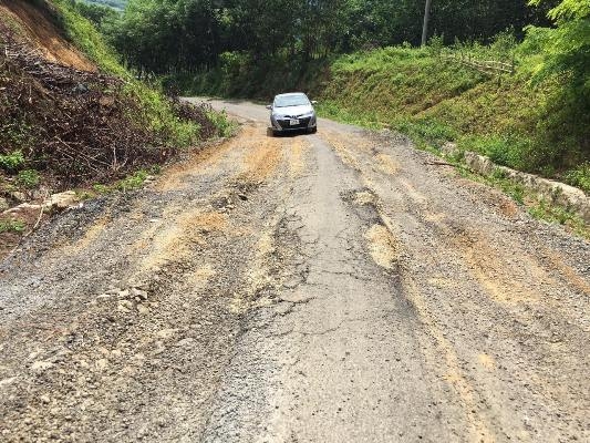 Tuyến đường hơn 70 tỷ vừa làm xong đã hỏng tại Thanh Hóa: Công an kinh tế vào cuộc