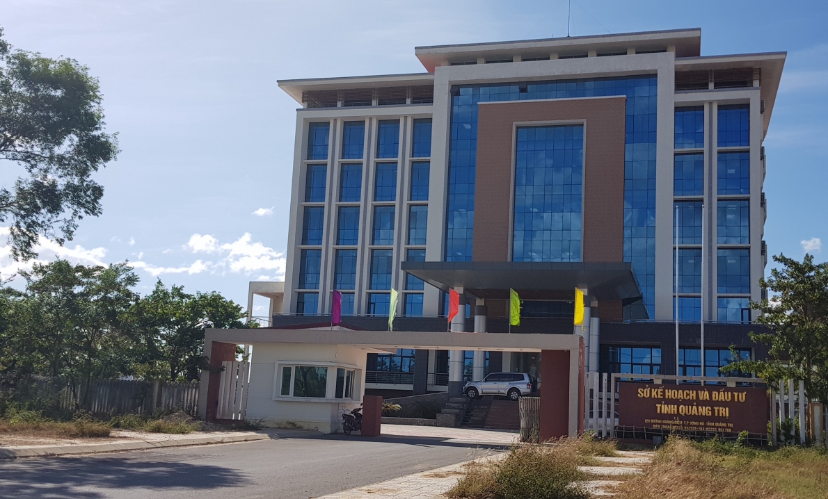 Quảng Trị: Khai thác cát lậu trong lòng công trường của dự án trăm tỷ