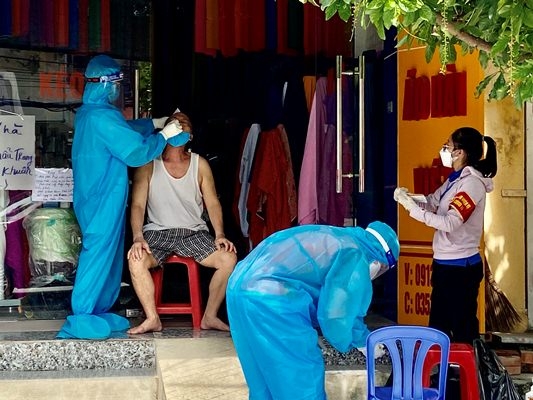 Thanh Hoá: Cần sớm thống nhất giá test nhanh Covid-19