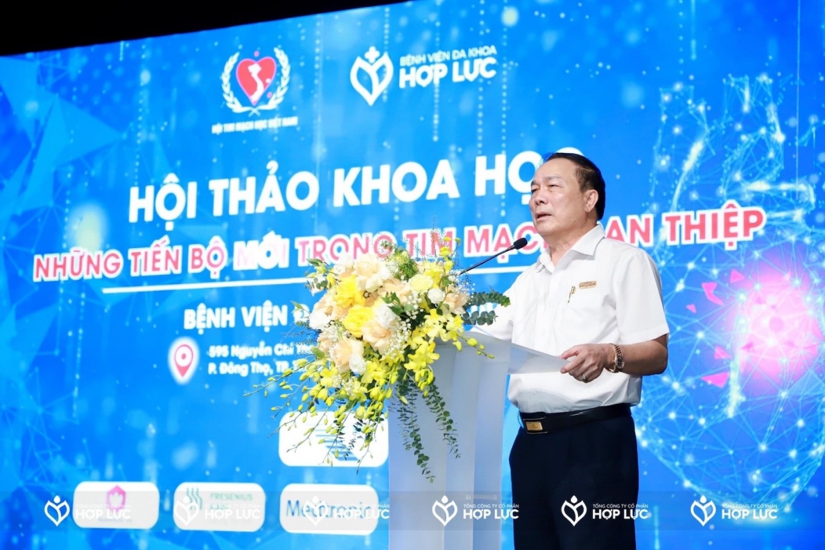 Người thứ hai của Việt Nam được Viện Đại học Kỷ lục Thế giới phong vị Giáo sư là ai?