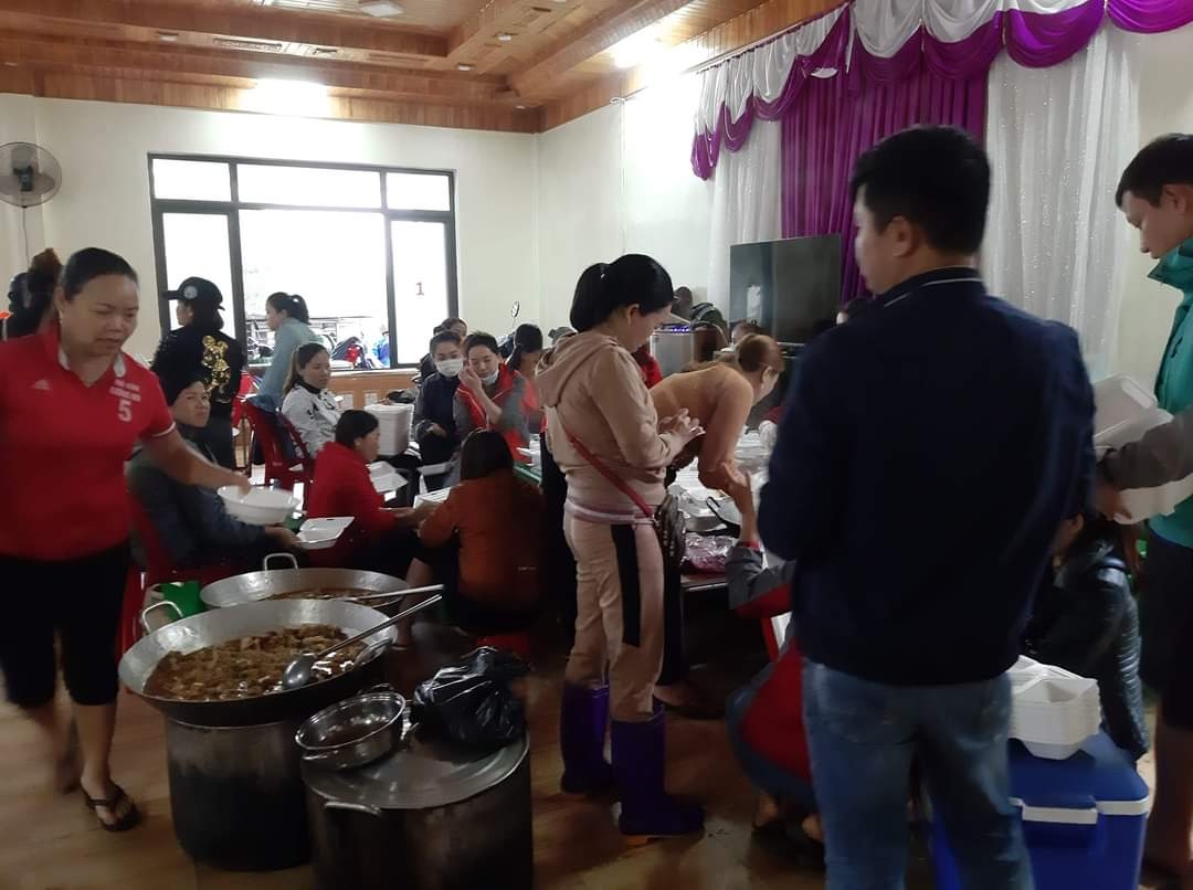 Cận cảnh vùng rốn lũ Tân Hóa