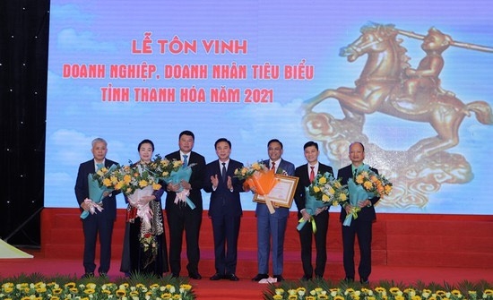 Thanh Hoá: Tôn vinh doanh nghiệp, doanh nhân tiêu biểu năm 2021