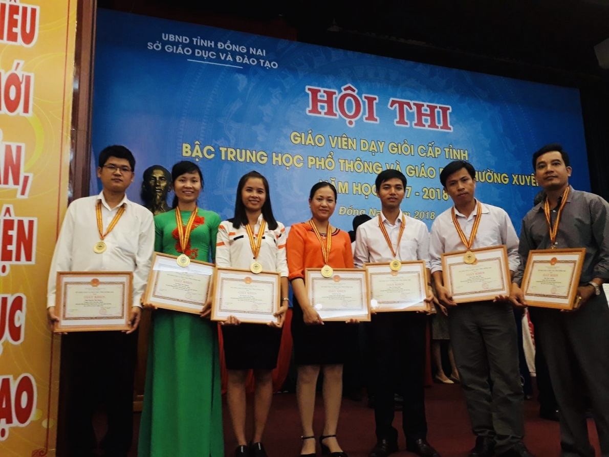 NGƯỜI TÂM HUYẾT VỚI HÀNH TRÌNH ĐỔI MỚI PHƯƠNG PHÁP DẠY HỌC NGỮ VĂN