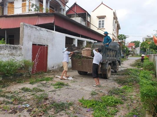 Câu lạc bộ NCT bảo vệ môi trường xã Định Long hoạt động hiệu quả và có sức lan tỏa