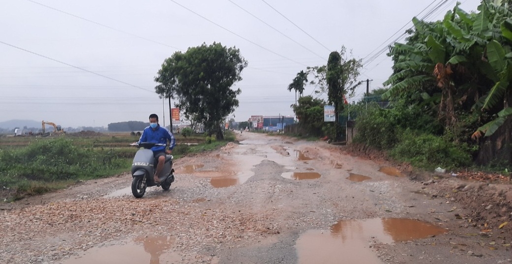 Thanh Hóa: Xe quá tải 