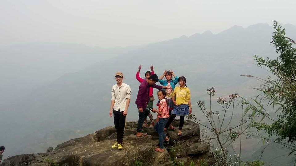 Cống hiến tuổi thanh xuân cho học sinh vùng cao biên giới