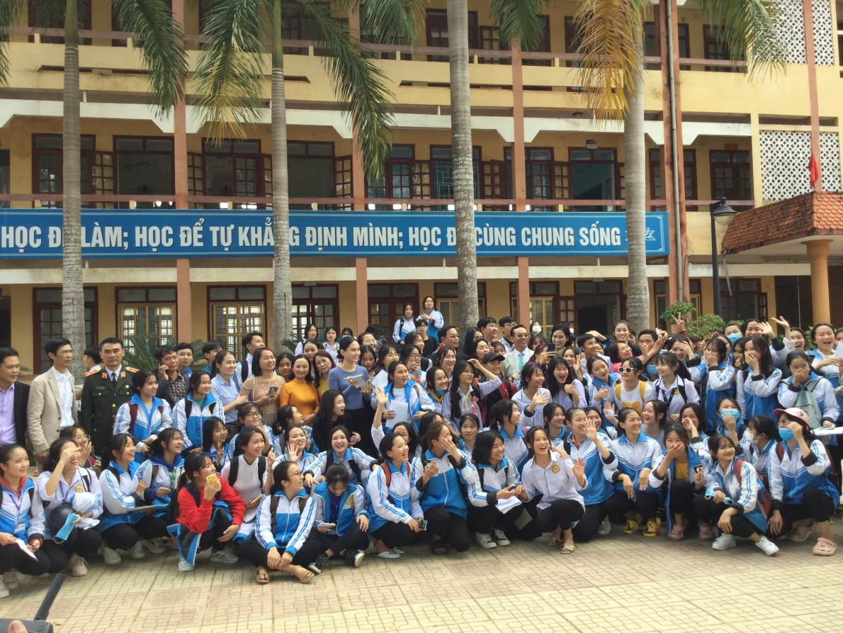 Những khoảng khắc đáng nhớ của học sinh Trường THPT Nông Cống 3