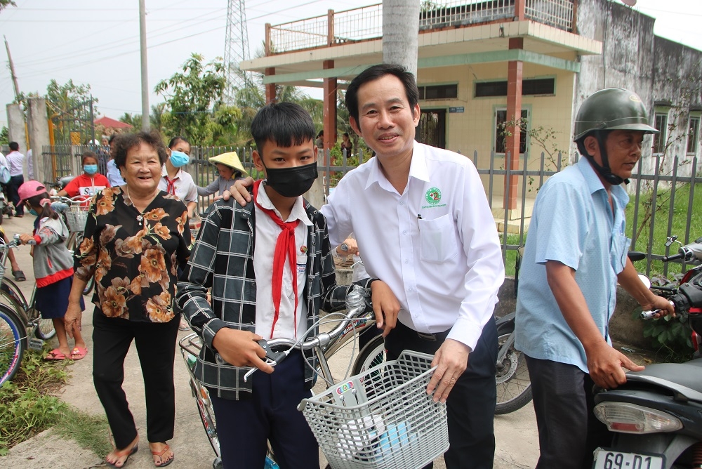 Bệnh viện Lê Văn Thịnh: Lấy người bệnh làm trung tâm, vì dân phục vụ