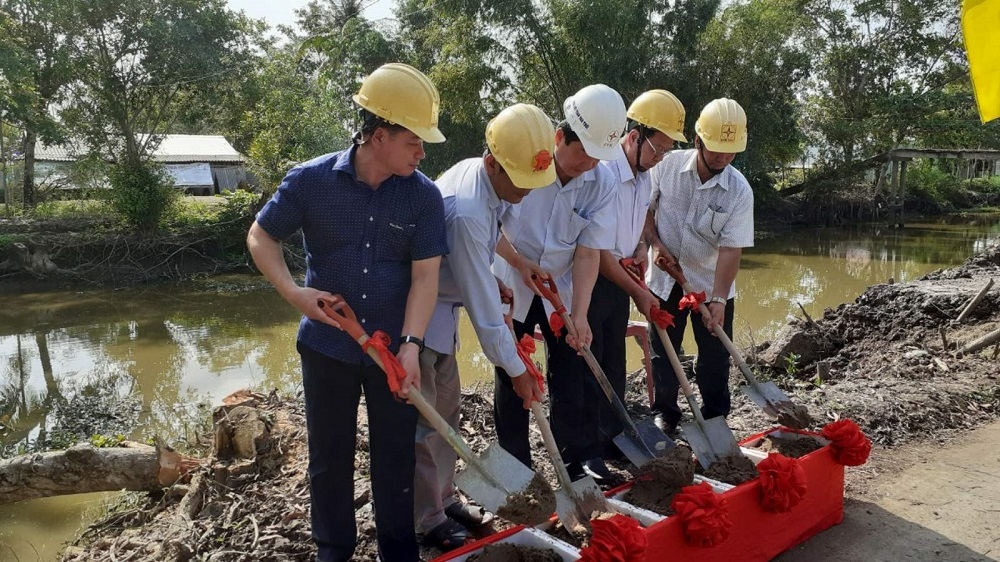 Chương trình xây cầu Đồng Hương nối nhịp quê hương