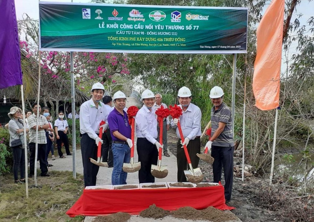 Chương trình xây cầu Đồng Hương nối nhịp quê hương