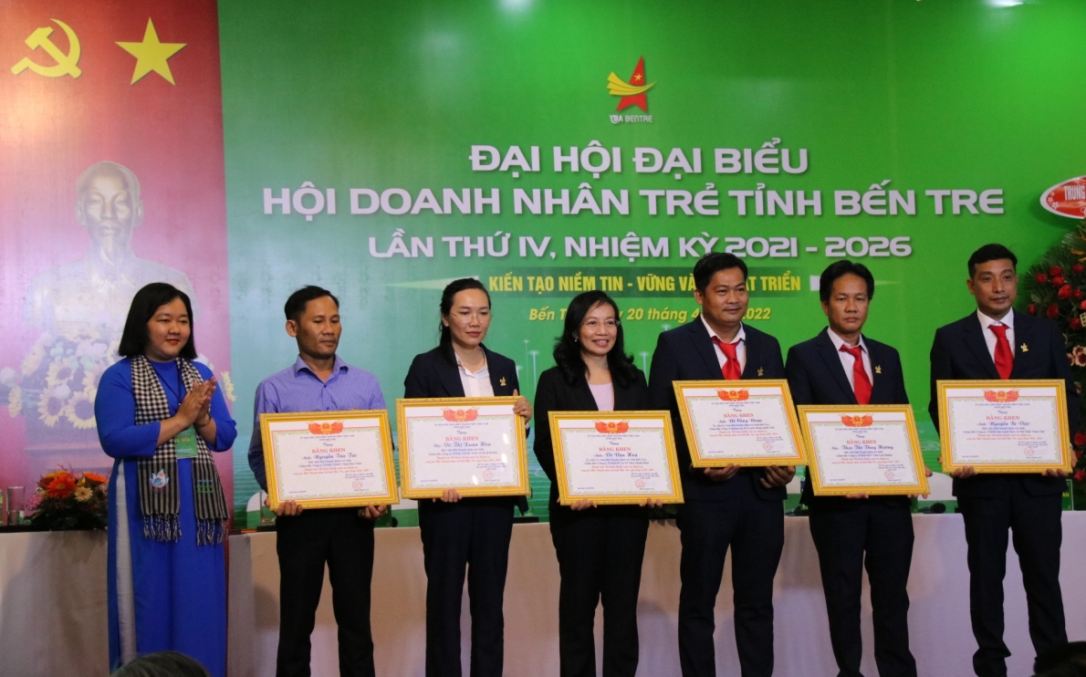 Hội Doanh nhân trẻ tỉnh Bến Tre: 