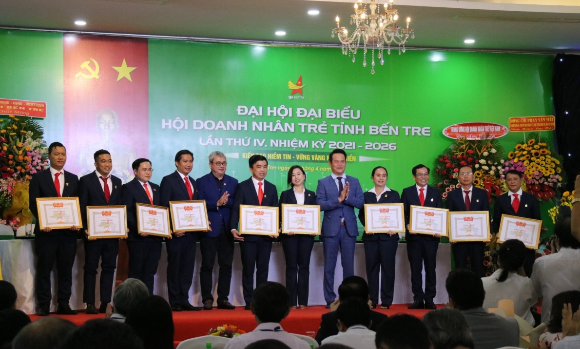 Hội Doanh nhân trẻ tỉnh Bến Tre: 