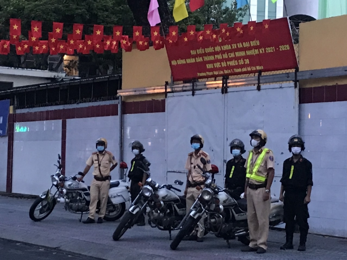 TP Hồ Chí Minh: Cử tri thực hiện quyền và nghĩa vụ bầu cử