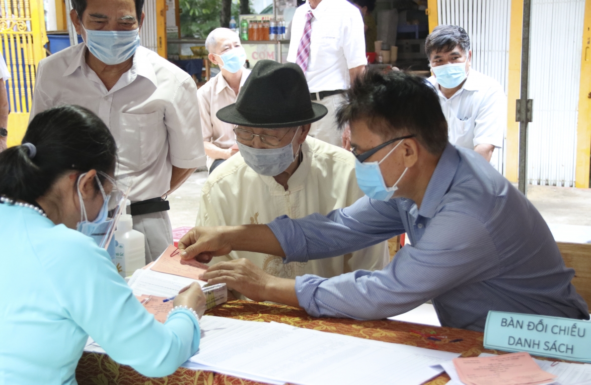 TP Hồ Chí Minh: Cử tri thực hiện quyền và nghĩa vụ bầu cử