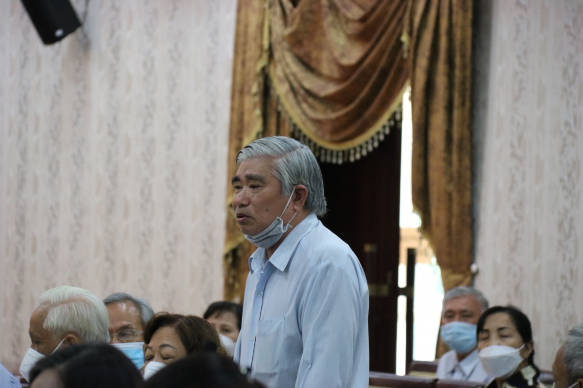 Đoàn Đại biểu Quốc hội TP Hồ Chí Minh tiếp xúc cử tri NCT