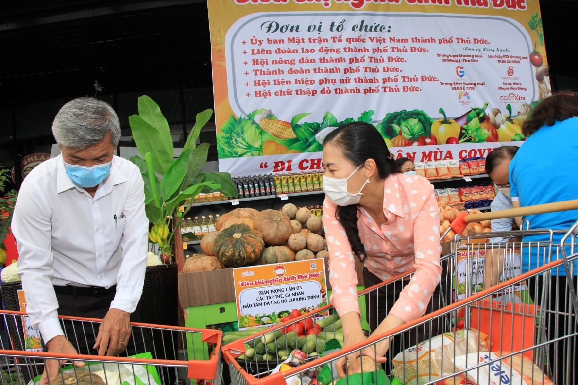 TP Thủ Đức: Chuỗi hoạt động “Đi chợ giúp dân mùa Covid-19”