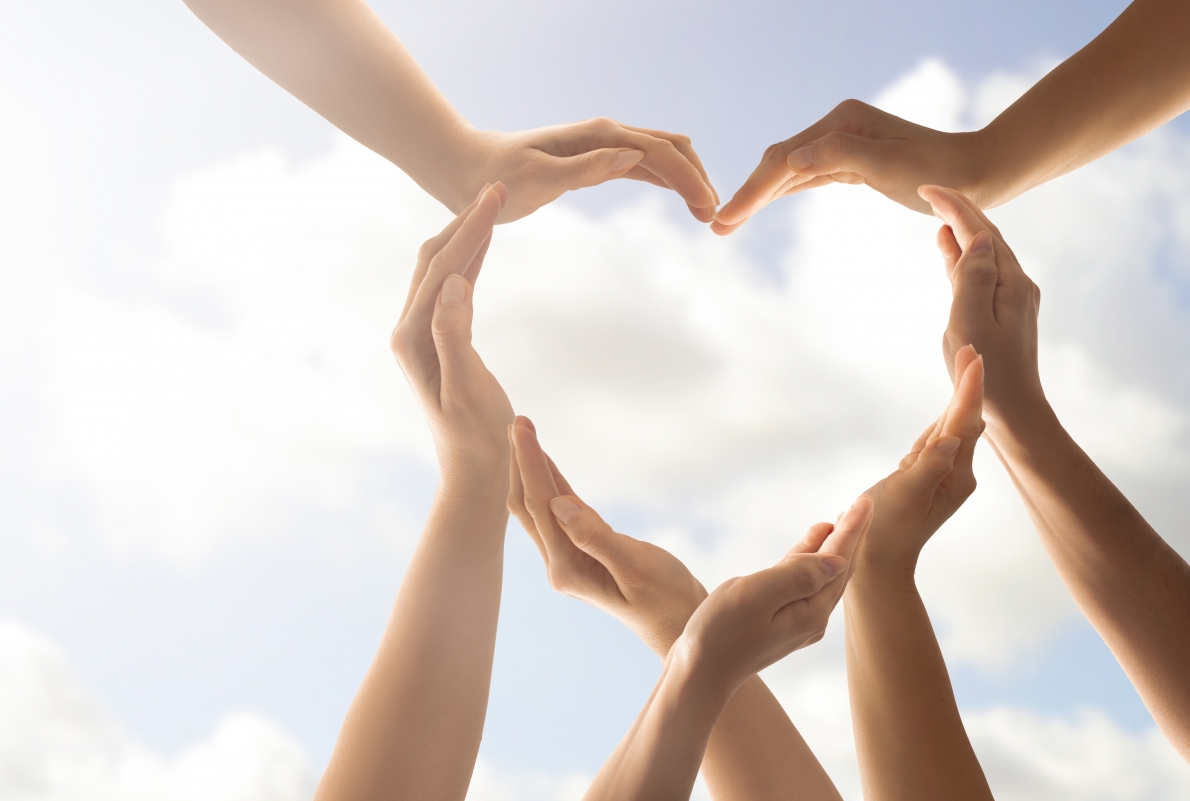 Trao tặng gói học bổng trị giá 50 tỷ cho con các y, bác sĩ, nhân viên y tế đang trực tiếp điều trị bệnh nhân Covid-19