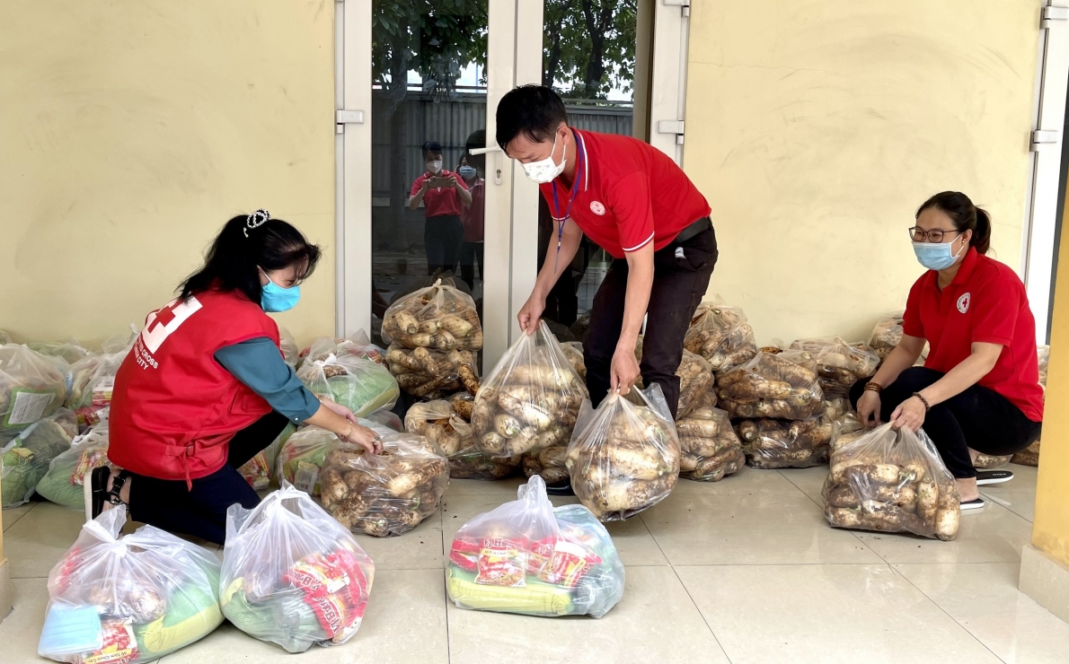 Hội Chữ thập đỏ TP Thủ Đức, TP Hồ Chí Minh: Tiếp tục chương trình “Chung tay phòng chống dịch bệnh Covid-19” Hội Chữ thập đỏ TP Thủ Đức, TP Hồ Chí Minh: Tiếp tục chương trình “Chung tay phòng chống dịch bệnh Covid-19”