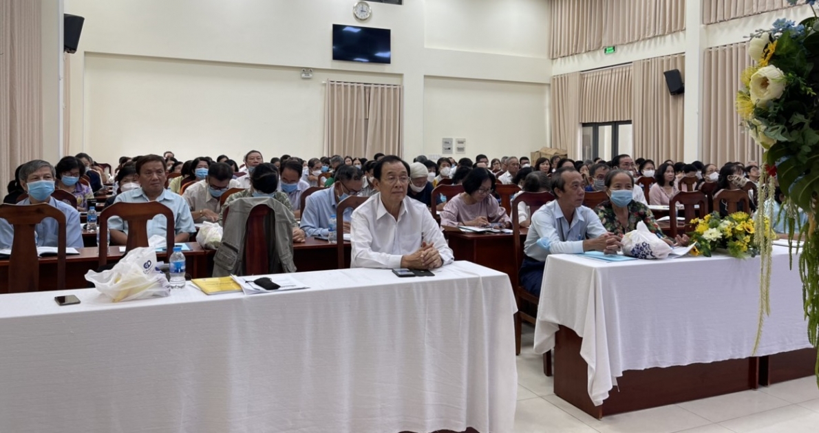 Tập huấn một số nội dung cơ bản về câu lạc bộ Liên thế hệ tự giúp nhau