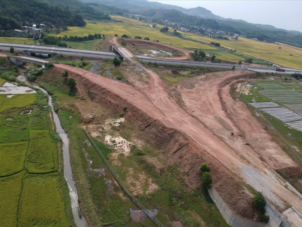 Nhiều tồn tại kéo dài ở dự án cao tốc Đà Nẵng - Quảng Ngãi