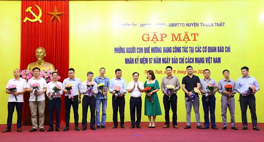 Hà Nội: UBND huyện Thạch Thất gặp mặt người con quê hương công tác trong lĩnh vực báo chí nhân dịp 97 năm ngày Báo chí cách mạng Việt Nam