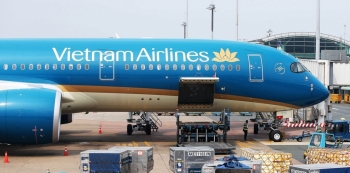 Vietnam Airlines đặt mục tiêu lỗ ròng hơn 9.000 tỷ đồng, cổ phiếu bị đưa vào diện kiểm soát