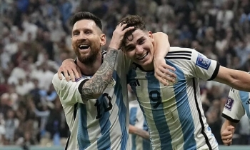 Julian Alvarez là ai? Người cùng Messi tỏa sáng trận Argentina vs Croatia, bán kết World Cup 2022