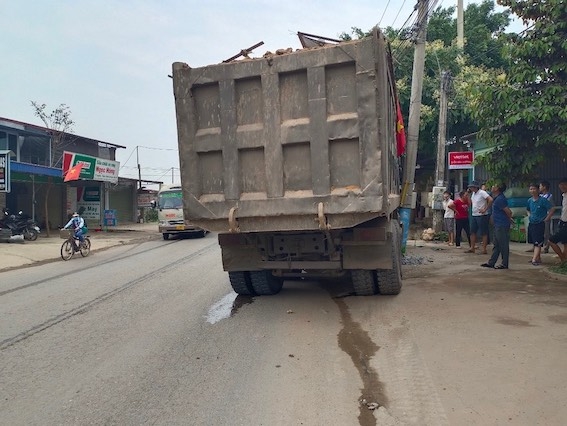 Huyện Thanh Thủy, tỉnh Phú Thọ: Xe vi phạm về tải trọng bùng phát trở lại.